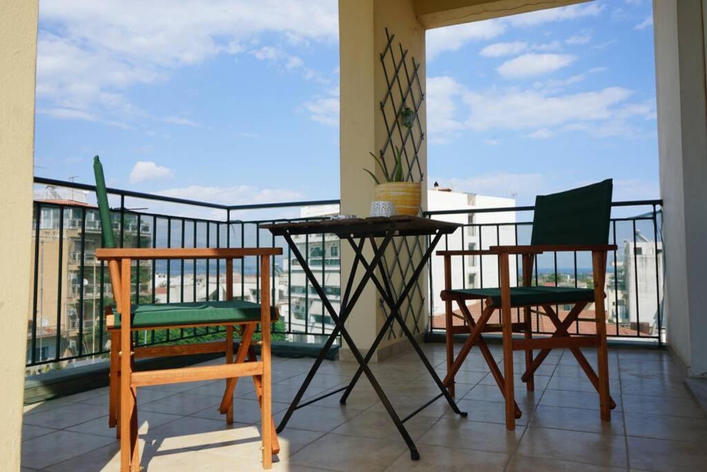 Γ3 - The Weekend Getaway One Apartment Aigio Exterior photo