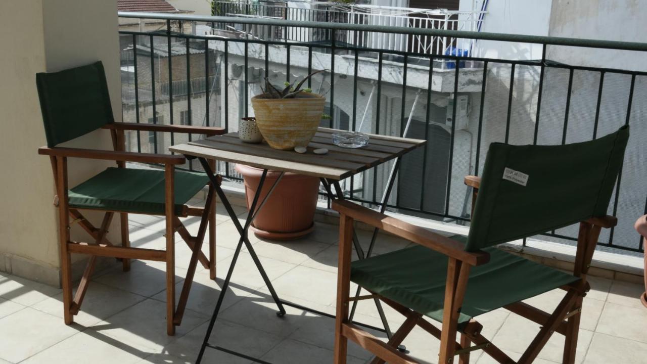 Γ3 - The Weekend Getaway One Apartment Aigio Exterior photo
