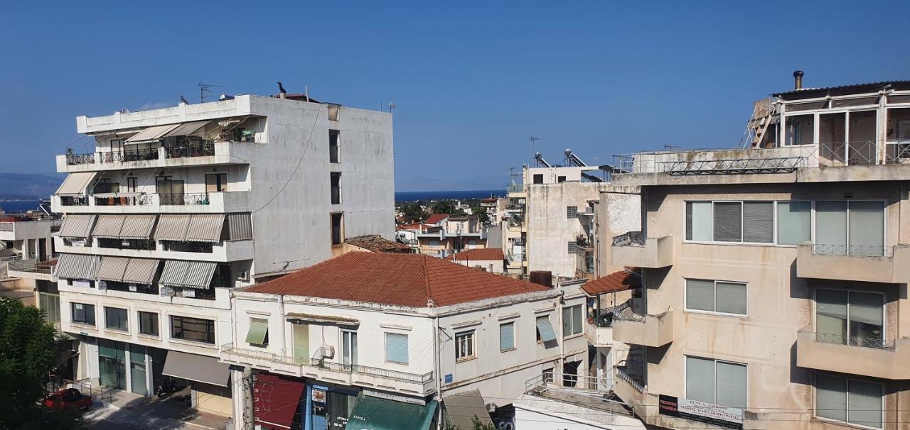Γ3 - The Weekend Getaway One Apartment Aigio Exterior photo
